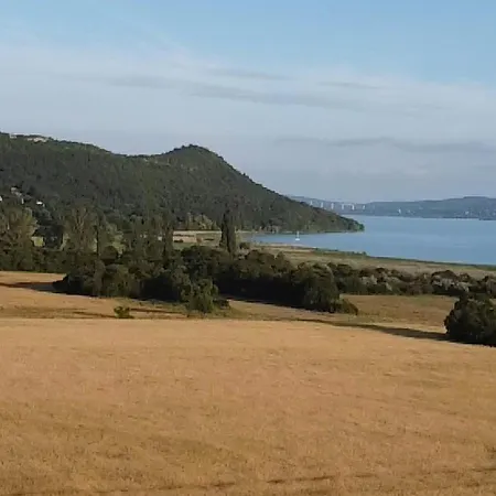 Aszofoi Panorama Apartmanhaz アパート Aszófő